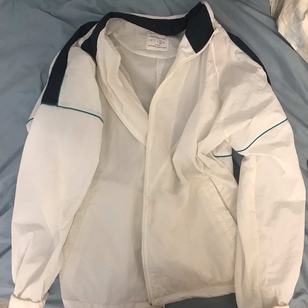 urban outfitters windbreaker jacket